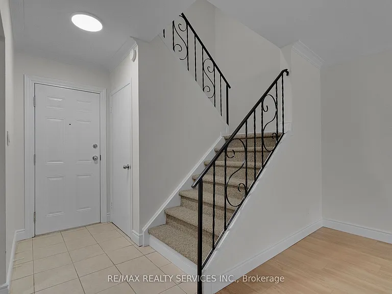 1140 Tavistock Dr #8 — Photo 9