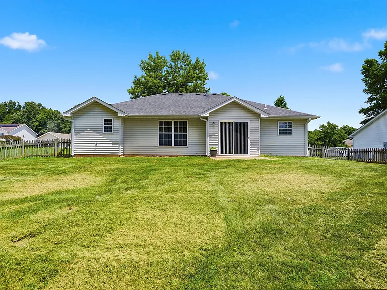 5206 Gasconade Dr — Photo 30