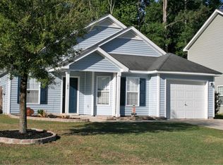 186 Blackstone Dr, Moncks Corner, SC 29461