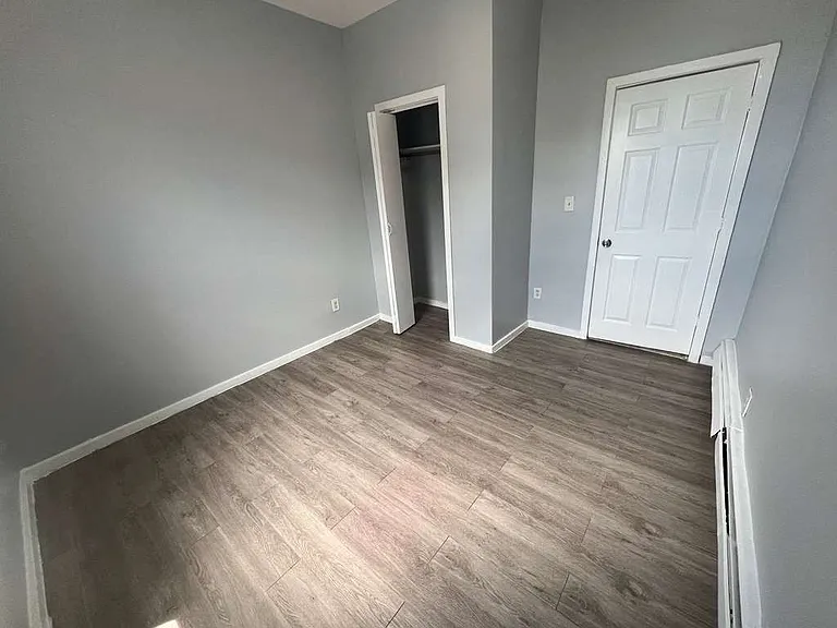 190-192 Hamilton Ave #8 — Photo 8