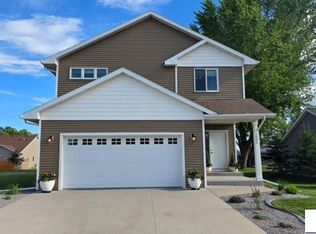 1005 E Main St, Cleveland, MN 56017