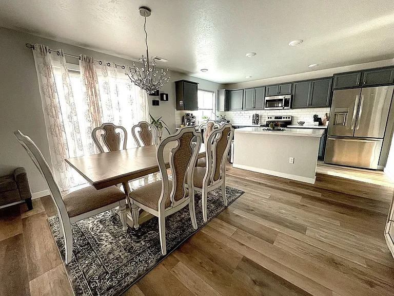 944 S Wavetrain Ave — Photo 9