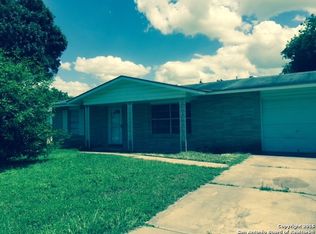 5226 Coral Mist St, Kirby, TX 78219