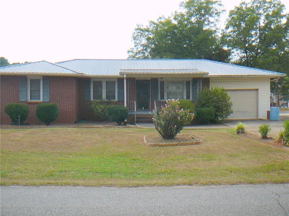 318 Fretwell Dr, Anderson, SC 29626