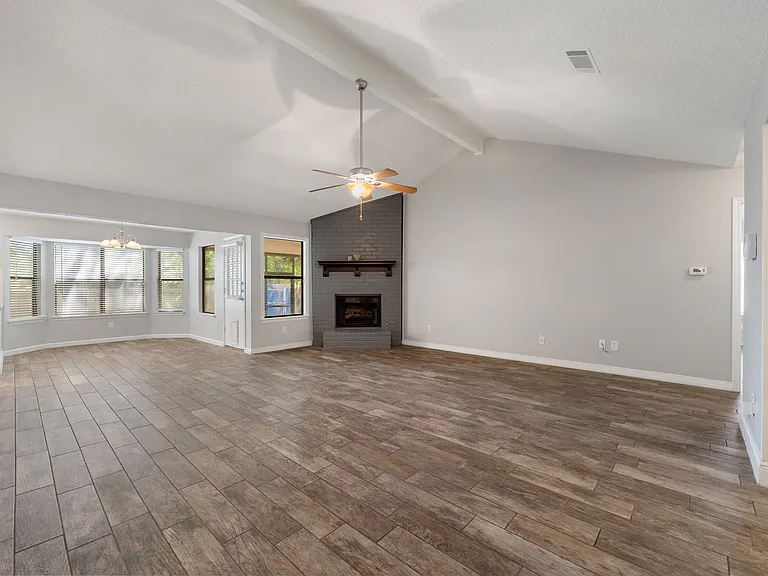 7501 Whistlestop Dr — Photo 9