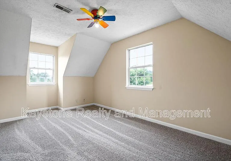 2080 Carneal Ln — Photo 15