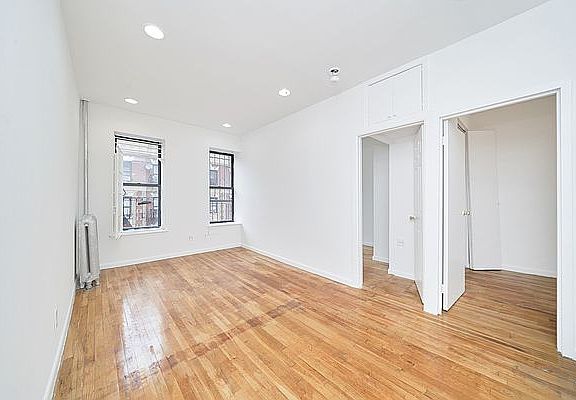 4th image of 66 W 109th St APT 41