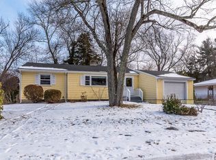 99 Azalea Dr, Norwood, MA 02062