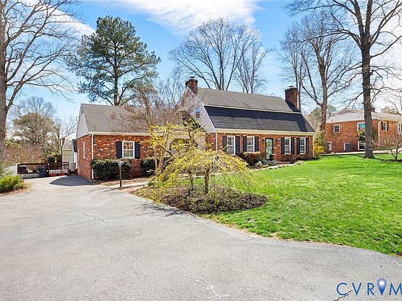 3rd image of 3731 Drakeshire Rd