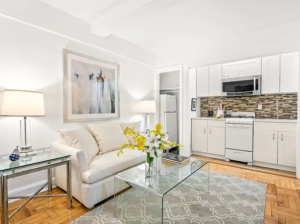 140 E 40th St APT 6-J, Manhattan, NY 10016