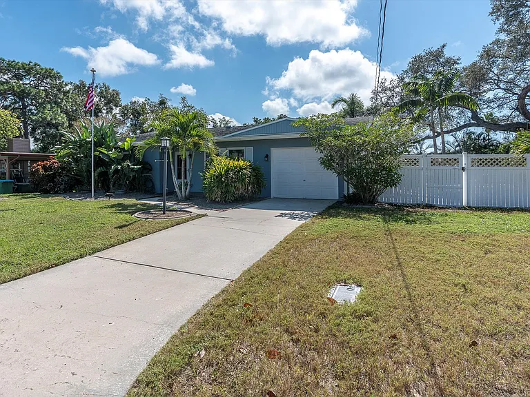 232 Timberlane Dr — Photo 38