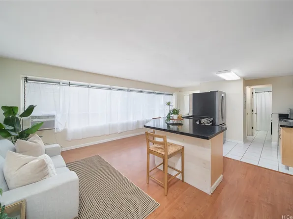 2525 Date St APT 405, Honolulu, HI 96826