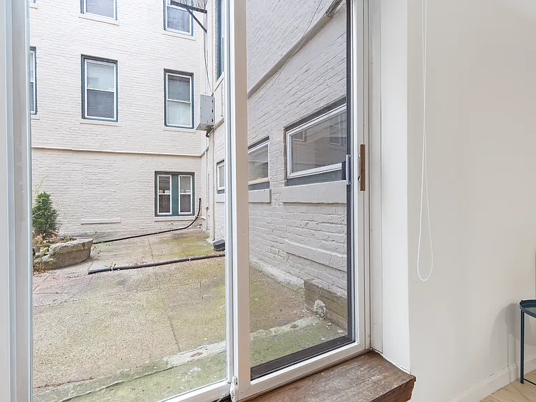 1427 Commonwealth Ave #102 — Photo 12