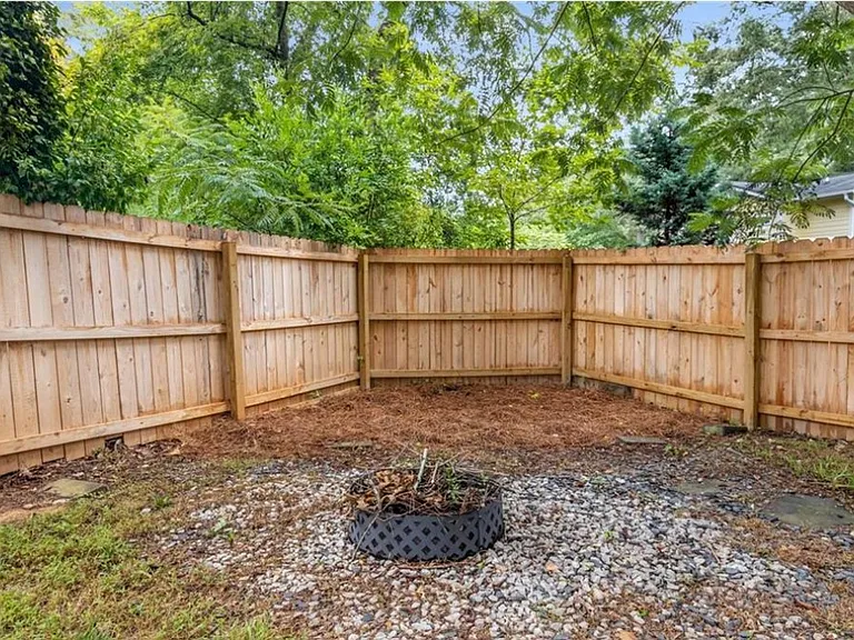 850 Flat Shoals Way — Photo 21
