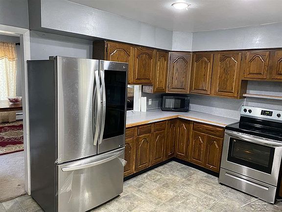 3rd image of 12337 W Washington Ave