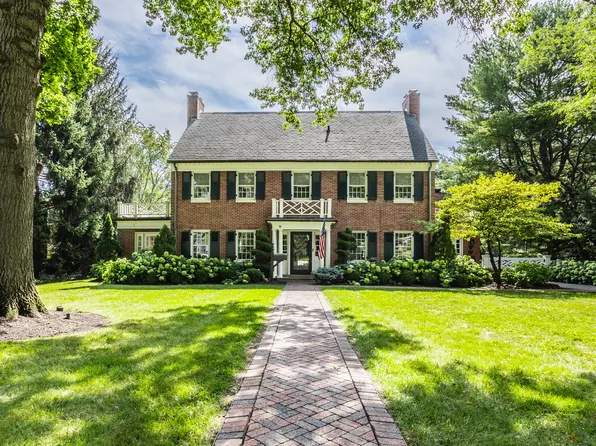 5273 N Illinois St, Indianapolis, IN 46208