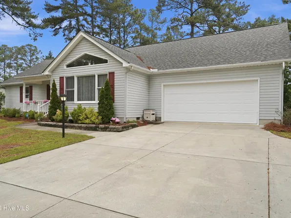 17 Shadow Lane, Whispering Pines, NC 28327