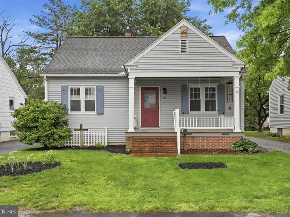 233 E Ferdinand St, Manheim, PA 17545