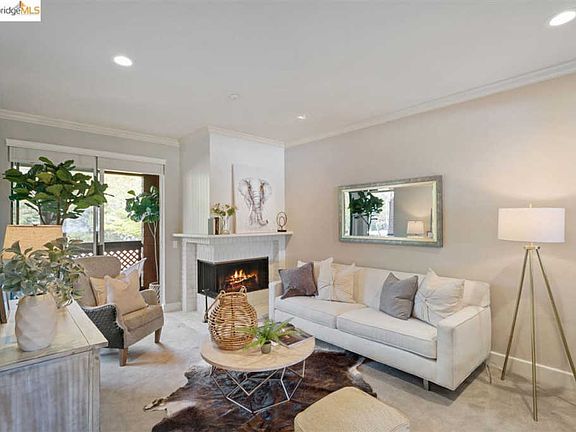 2nd image of 312 Paradise Dr