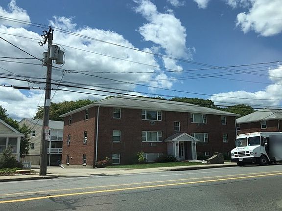 3rd image of 475 Sea St Unit No 2 479