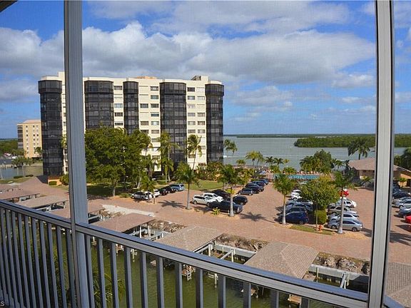 4th image of 4321 Bay Beach Ln APT 641