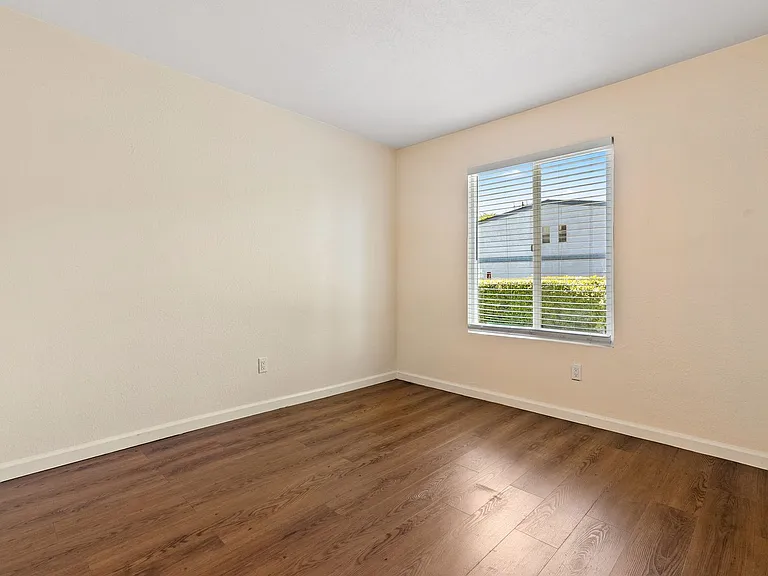 Apartments close to Cal Poly SLO — Photo 12
