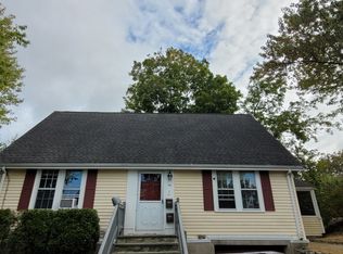 10 Garfield St APT B, Natick, MA 01760