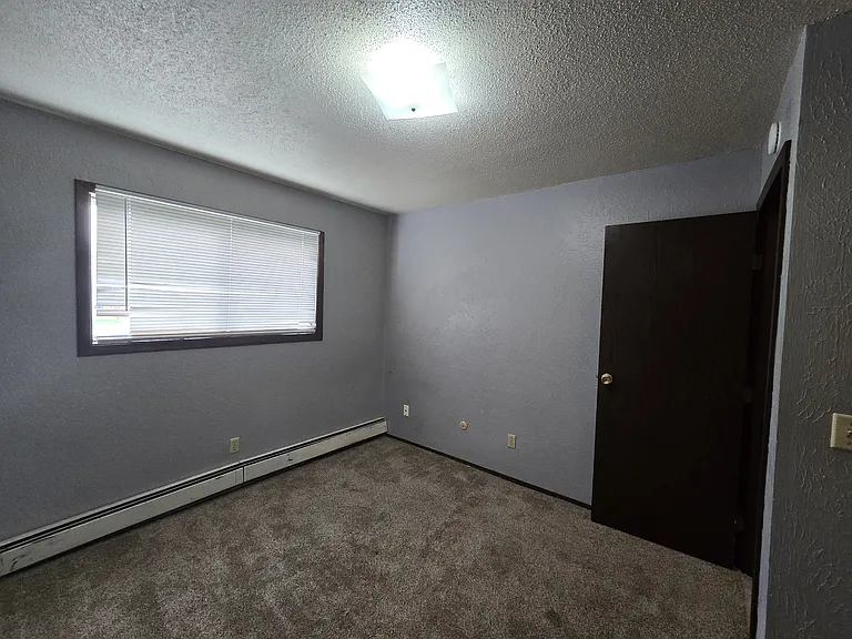 101 16th Ave NW #16 — Photo 10