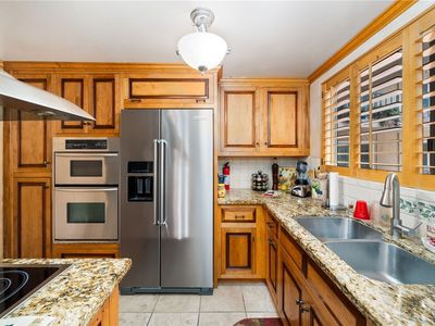 3665 E 1st St Unit 202, Long Beach, CA, 90803
