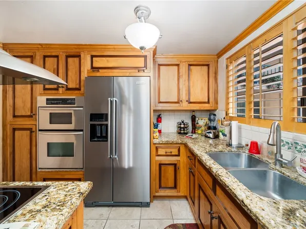 3665 E 1st St Unit 202, Long Beach, CA 90803