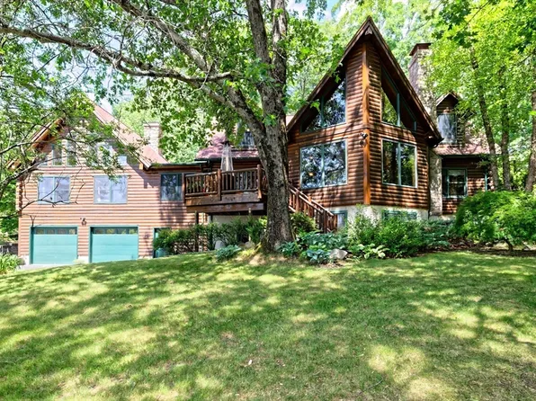 55 Breakneck Hill Rd, Southborough, MA 01772