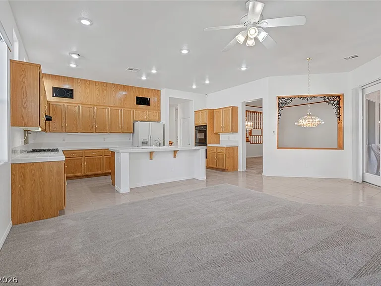 3131 Surf Spray St — Photo 28
