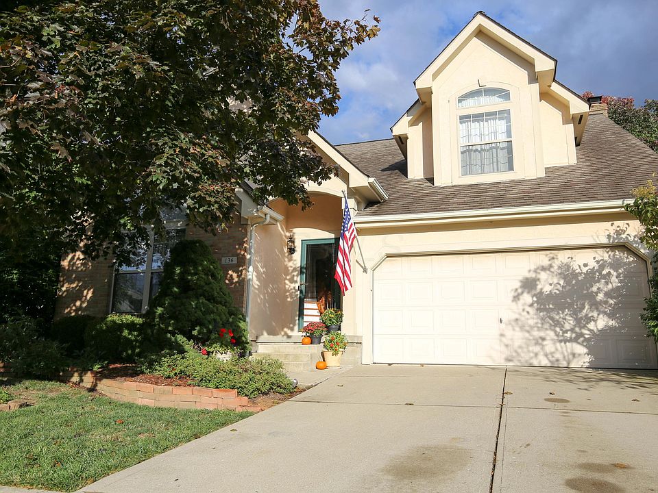 1st image of 136 Cobblestone Ave E