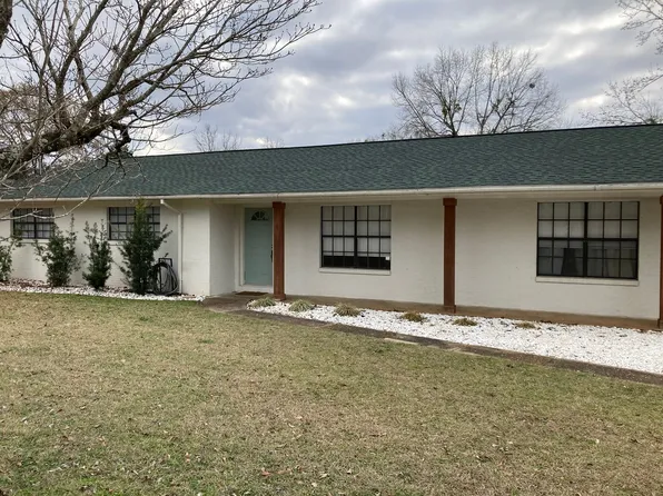 311 Dixie Dr, Enterprise, AL 36330