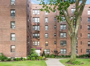 2511 Union St APT 2B, Queens, NY 11354