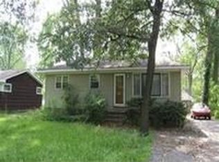 1136 N Colfax St, Griffith, IN 46319