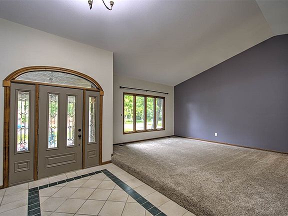 4th image of 6680 John Dr