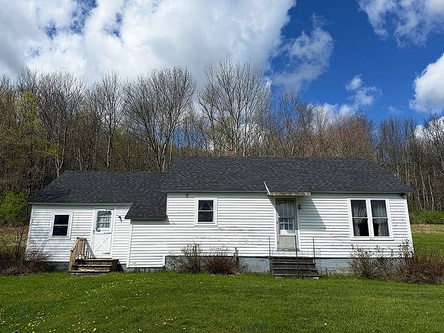 1st image of 749 Bissell Rd