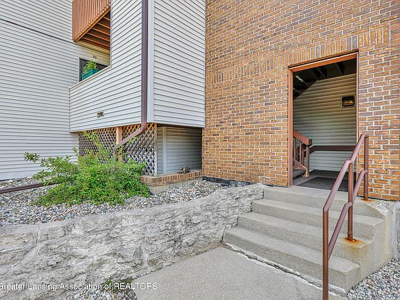 4th image of 1555 W Pond Dr APT 21