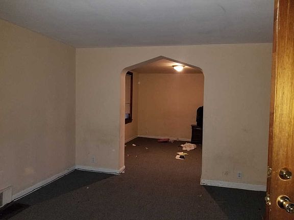 4th image of 8706 S Buffalo Ave