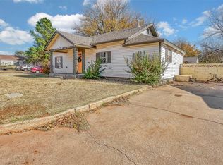 622 N Boone Ave, Elk City, OK 73644