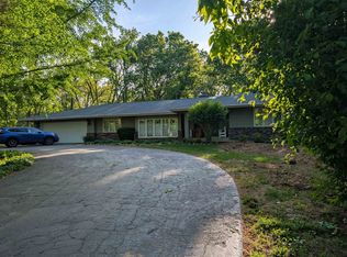 11868 Warblers Way, Roscoe, IL 61073