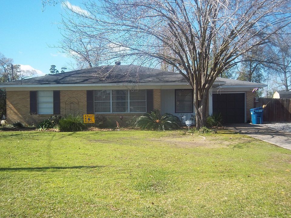 1st image of 320 Quelqueshue St