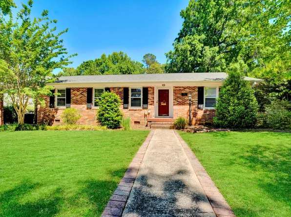 201 Cleveland St, Clinton, SC 29325