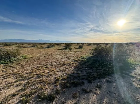 Vic Avenue Vic Ste #240-J8, Lancaster, CA 93535