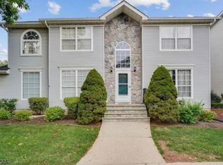 37 Whitehead Rd, Bridgewater, NJ 08807