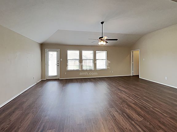 5th image of 2235 Timber Creek Dr