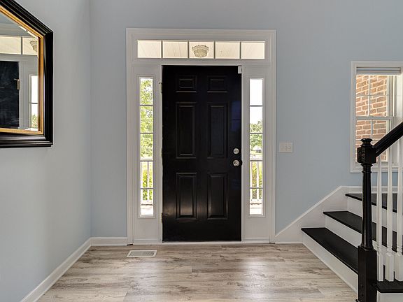 5th image of 161 Mimosa Dr