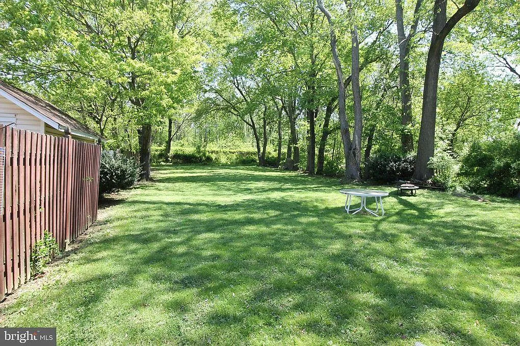 3 bed, 1.5 bath, 1778 sqft, $3,100 — Photo 3