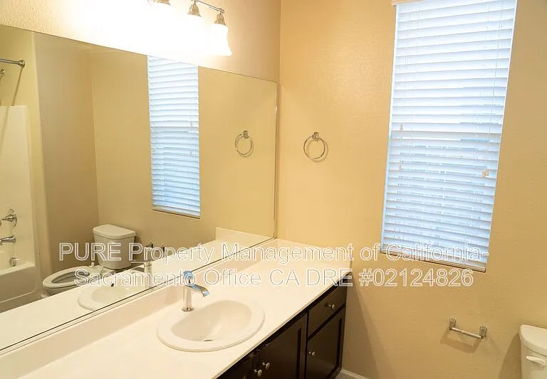 5572 Amnest Way — Photo 5